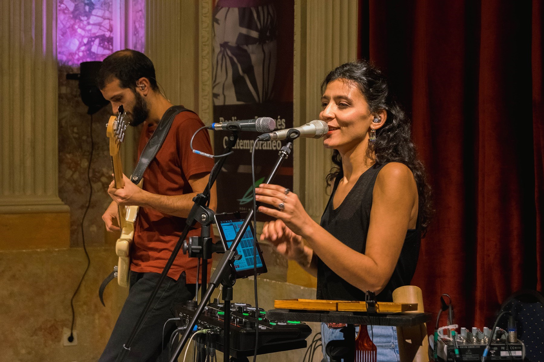 #MésQueMúsica amb Paula Grande i l'àlbum 'Sóc' #MésQueMúsica amb Paula Grande i l'àlbum 'Sóc'