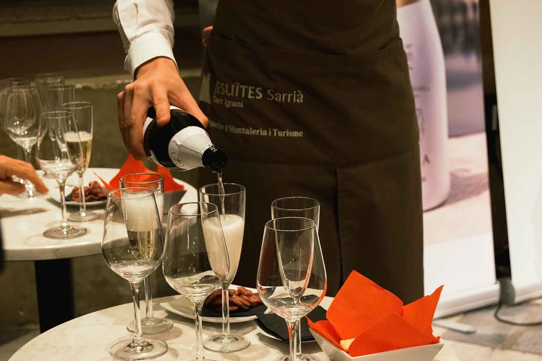 #VisàVisTR3SC amb Lídia Heredia, Codorniu i embotits de la Cooperativa Plana de Vic #VisàVisTR3SC amb Lídia Heredia, Codorniu i embotits de la Cooperativa Plana de Vic