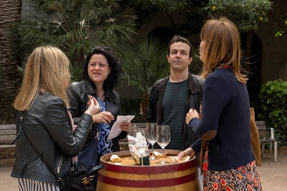 Passeig entre vins i formatges catalans Passeig entre vins i formatges catalans