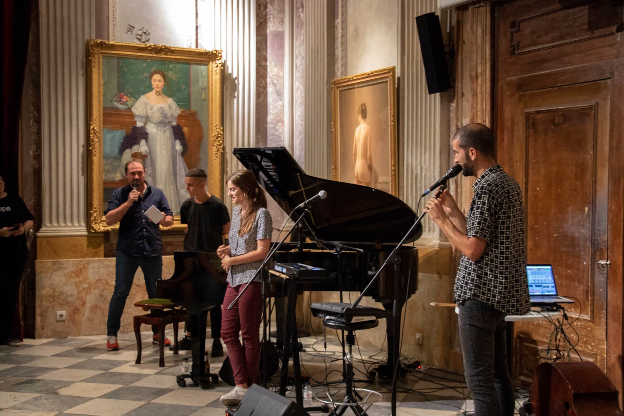 #MésQueMúsica amb Clara Peya, presentació del disc 'Estómac' #MésQueMúsica amb Clara Peya, presentació del disc 'Estómac'
