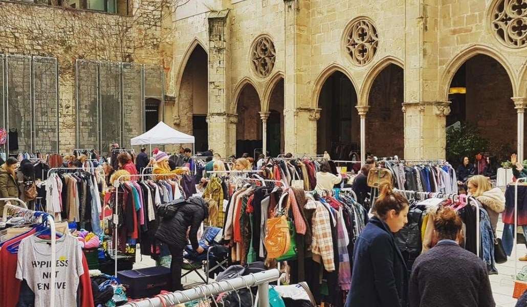 Dels més econòmics: Give'me 5! Tot a 5€