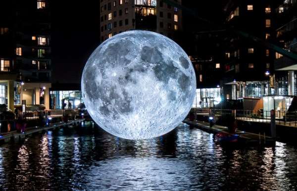 Museum of the Moon · Estany Disseny HUB Barcelona