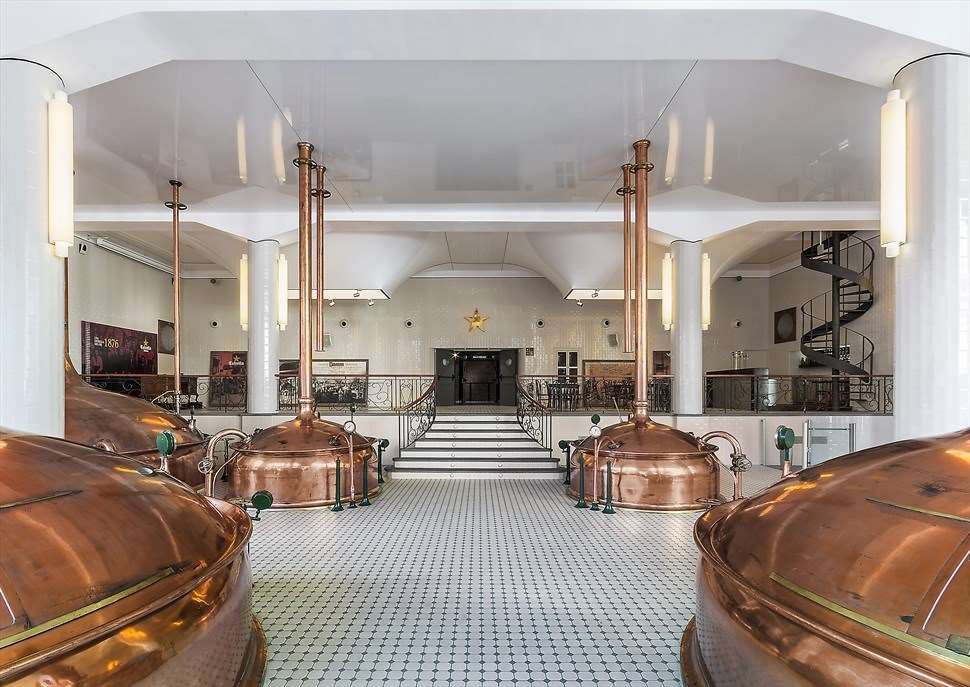 Visites a l'Antiga Fàbrica Estrella Damm + Tast especial