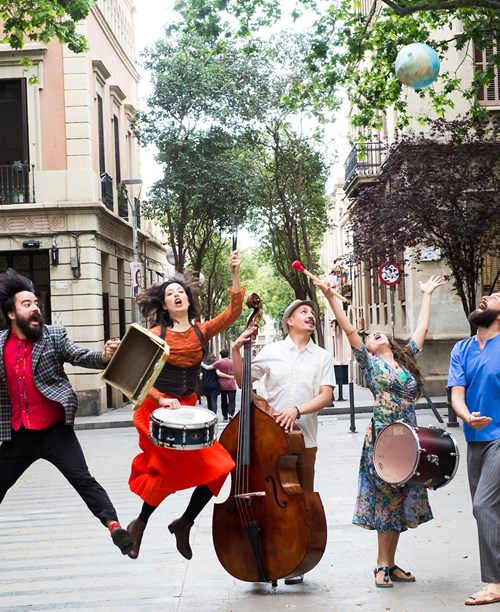 MIRAMUNDO PRESENTA Sofá