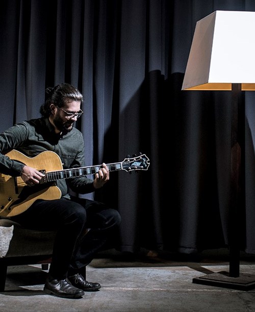 ARNAU GIL feat. MATHIEU ROBERT
