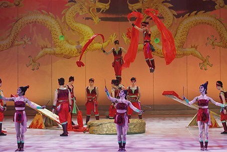 GRAN CIRC ACROBÀTIC DE LA XINA