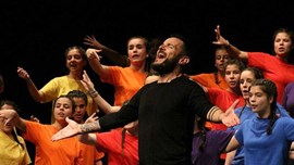 Cors de l’Escola Coral de l’Orfeó Català & Astúlez: Concert d'estiu